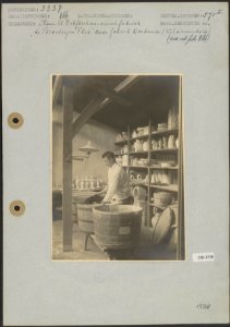 Koninklijke Delfts Aardewerkfabriek De Porceleyne Fles oude fabriek aan het Oos, Bestanddeelnr 256-3758
