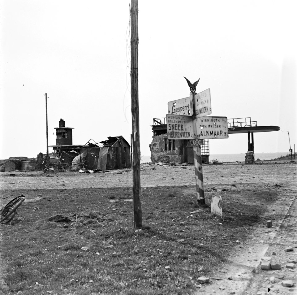 Kop van de Afsluitdijk na de strijd, Bestanddeelnr 900-2694
