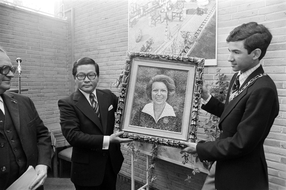 Korea-expositie in Madurodam geopend Koreaanse vice-Minister van Cultuur , Kine, Bestanddeelnr 929-1633
