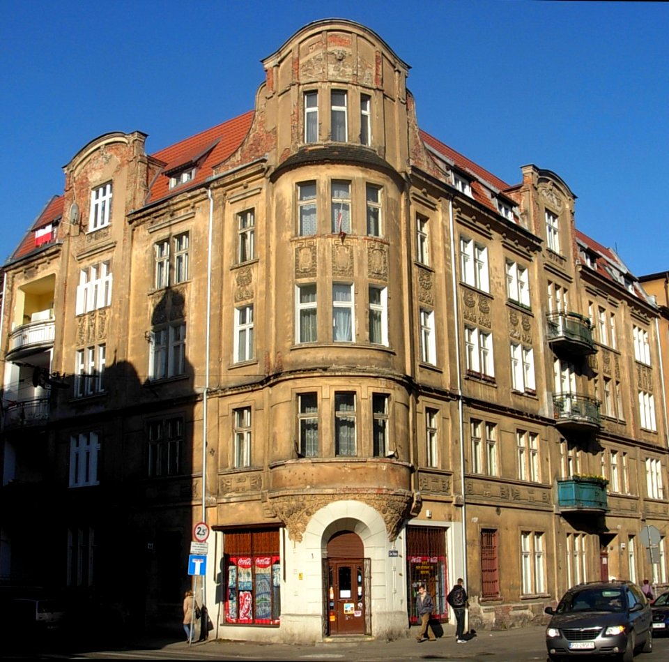 Kordeckiego 14 Św Trójcy 29 Bydg 2010d