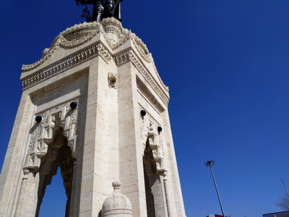 Konya atatürk anıtı 8