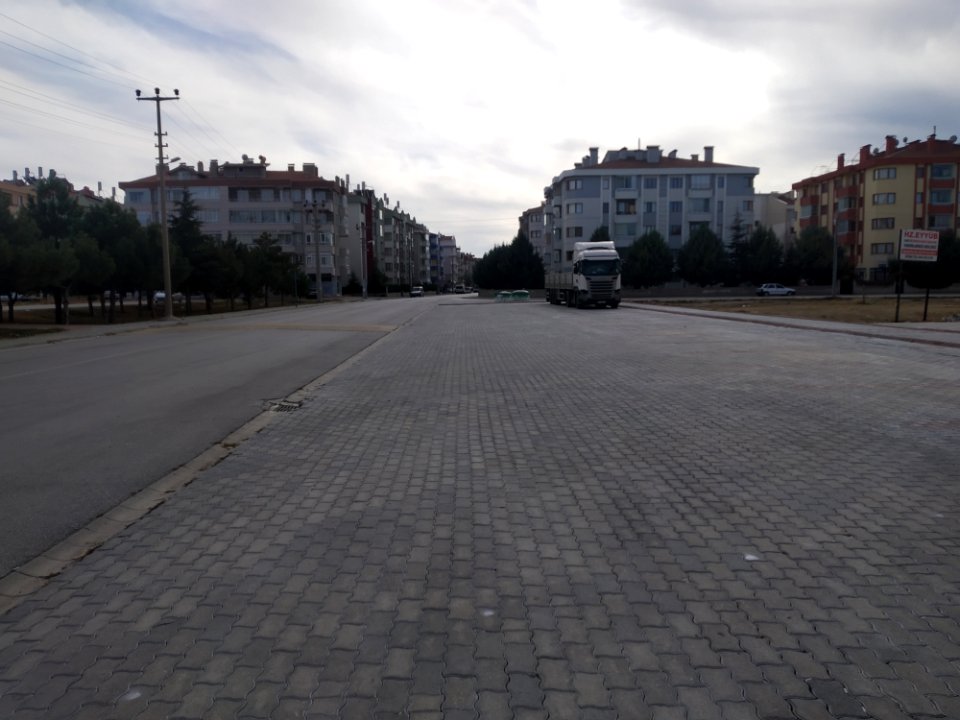 Konya Selçuklu'da bir sokak 08