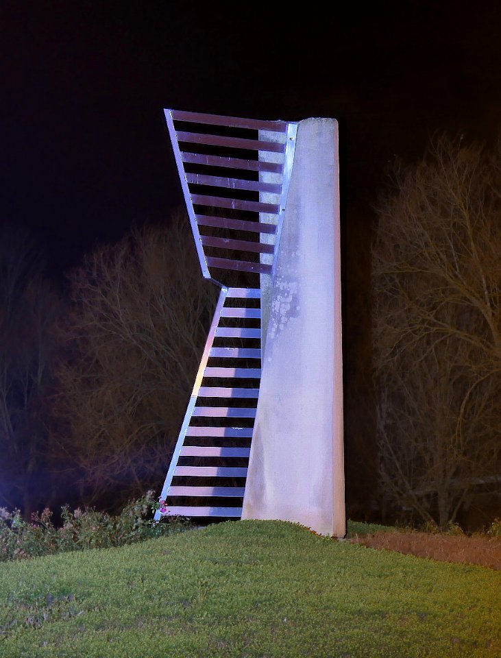 Konz Norma Kreisel Skulptur