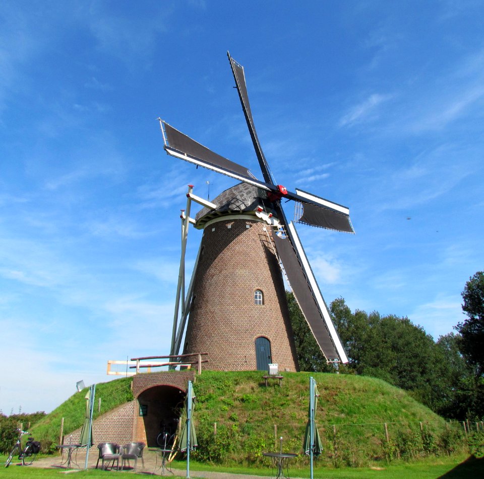 Korenmolen Voorst, augustus 2011 (1)