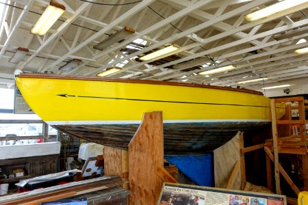 Ku'uipo, Golden Gate class racing sloop yacht, built 1939 - Hyde Street Pier - San Francisco, CA - DSC02327