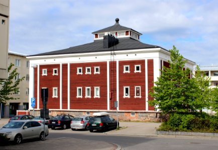 Kruunumakasiini Oulu 20120614