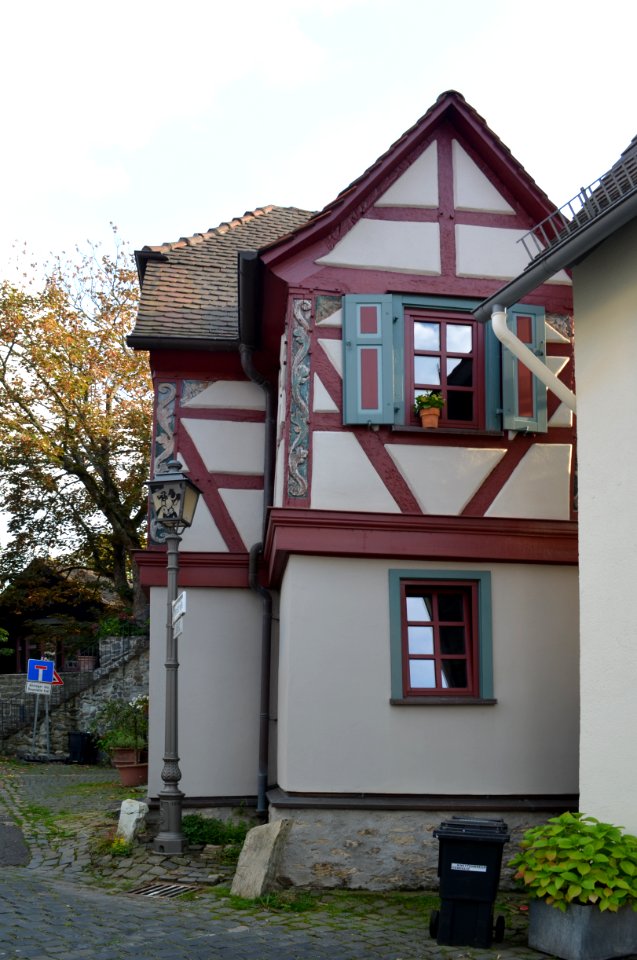 Kronberg, An der Stadtmauer 2 (2)