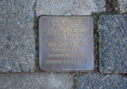 Kronberg, Talstraße 5, Stolperstein Emilie Ochs