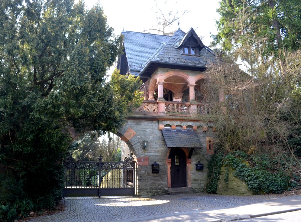Kronberg, Königsteiner Straße 7b