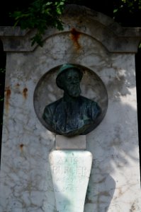Kronberg, Victoriapark, Anton-Burger-Denkmal, Büste