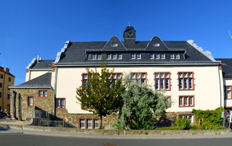 Kronberg, Stadthalle, Seite