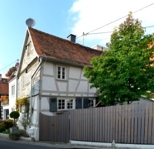 Kronberg, Talstraße 24