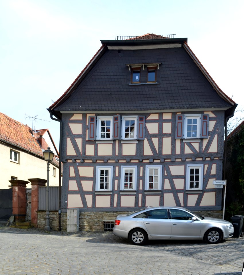 Kronberg, Pferdstraße 9