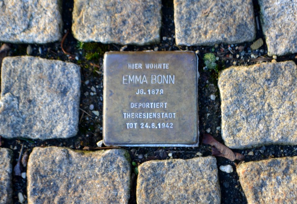 Kronberg, Villa Bonn, Stolperstein Emma Bonn