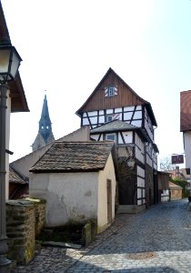 Kronberg im Taunus, An der Stadtmauer 6 (2)