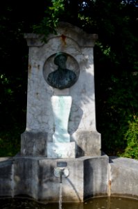 Kronberg, Victoriapark, Anton-Burger-Denkmal, Detail