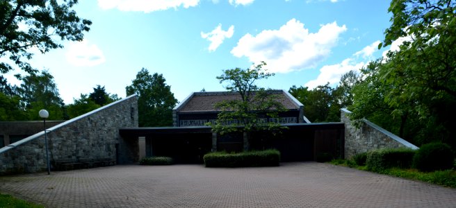 Kronberg, Friedhof Thalerfeld, Trauerhalle photo