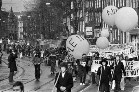 Kunstenaars, demonstraties, cultuurbeleid, straatbeelden, Doorn, Harry van, Bestanddeelnr 929-0794