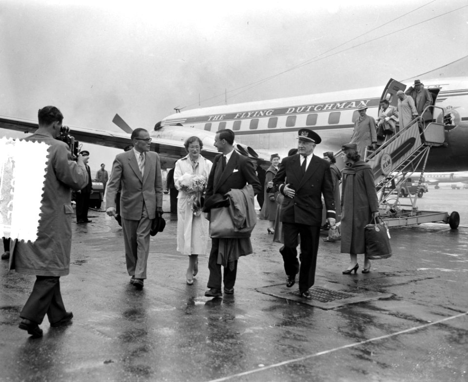 Kroonprins Jean en Prinses Josephine Charlotte van Luxemburg op doorreis op Schi, Bestanddeelnr 907-8165