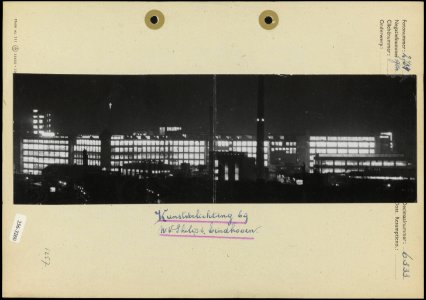 Kunstverlichting bij de Philipsfabrieken te Eindhoven, Bestanddeelnr 256-3260
