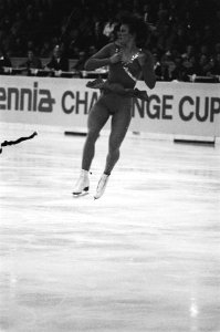 Kunstrijden Challenge Cup in Den Haag in aanwezigheid van koningin Juliana kuns, Bestanddeelnr 930-0024