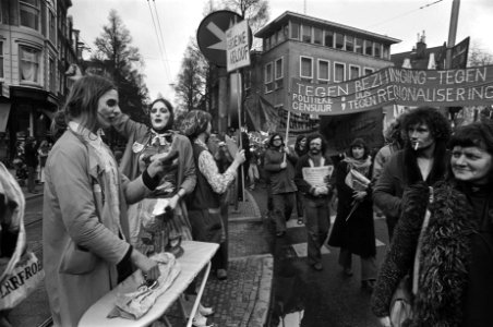 Kunstenaars, demonstraties, cultuurbeleid, Doorn, Harry van, Bestanddeelnr 929-0791