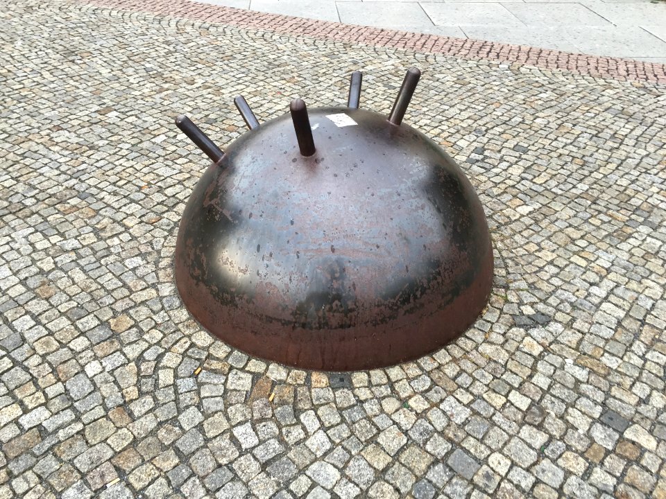 Kunst? Pirnaischer Platz Dresden
