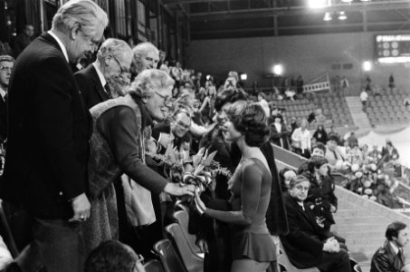 Kunstrijden Challengecup in Den Haag in aanwezigheid van koningin Juliana kamp, Bestanddeelnr 930-0021
