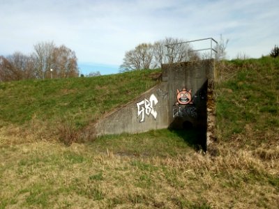 Kraichbach. Polder Bad Schönborn-Kronau, Auslass Teilbecken Südwest