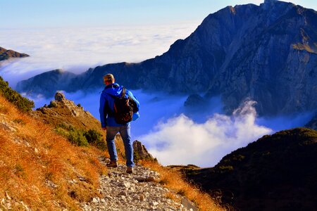 Excursion mountain carega photo