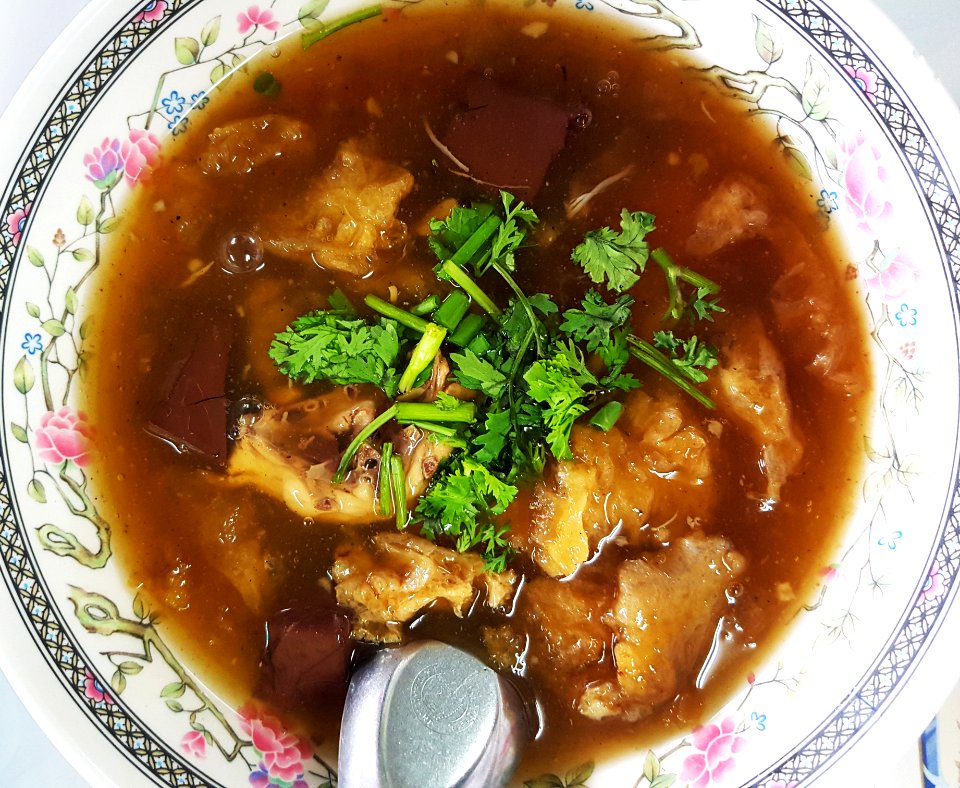Kra-pho pla (fish maw soup), Chiang Rai, 2018-05-26 (1)