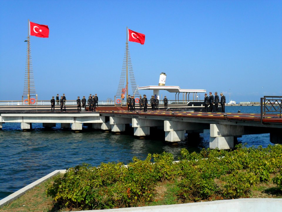 Kurtuluş İskelesi soldan