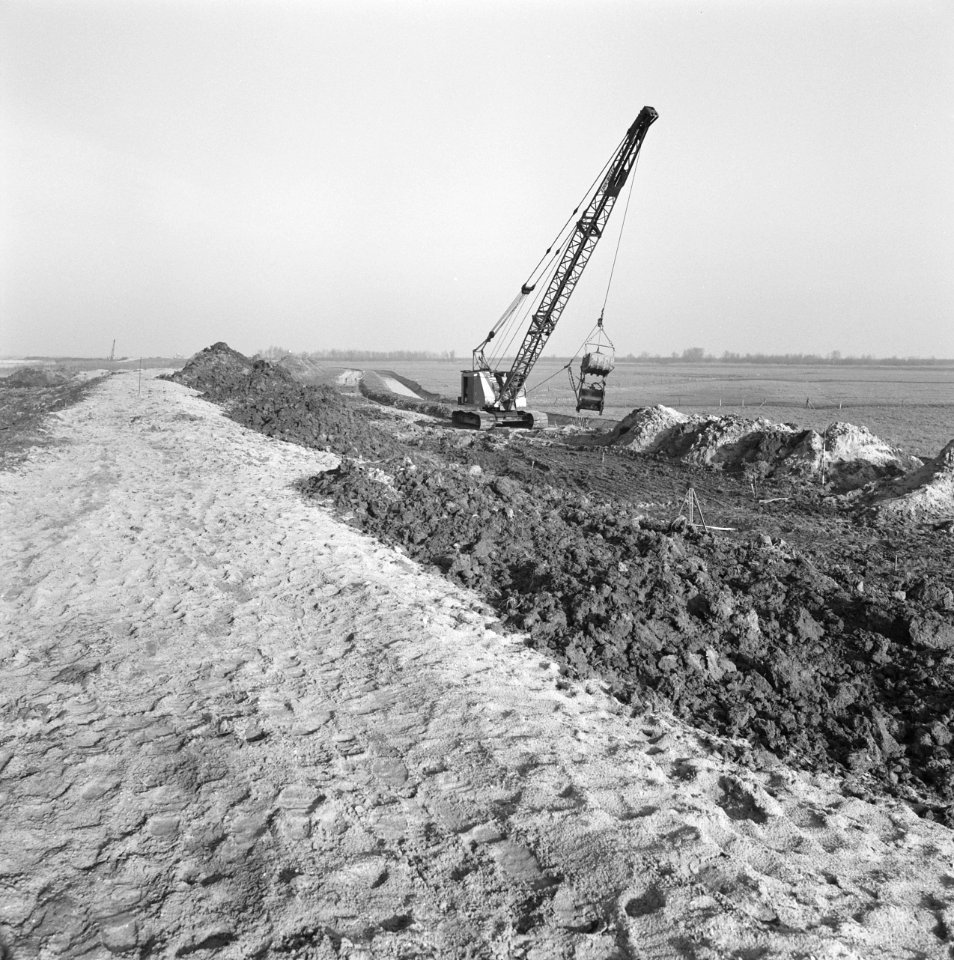 Kreekafsluitingen, sloten graven, wegcunetten, biesbosch, Bestanddeelnr 168-0748