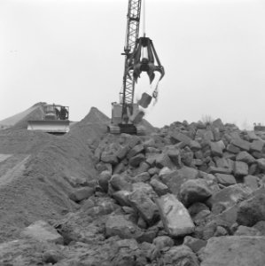 Kreekafsluitingen, damopbouw, zandcementsteen, zand, gat van lijnoorden n1, Bestanddeelnr 168-0824