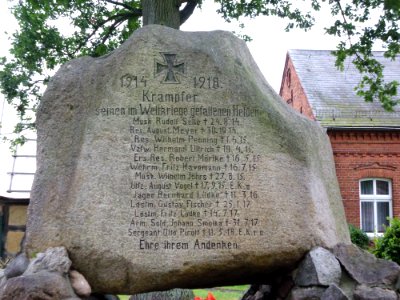 Krampfer Gedenkstein 2