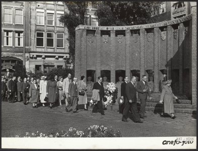 Kransleggingen, tweede wereldoorlog, bezettingen, Nederlandse Bond van Ex-geinte, Bestanddeelnr 047-0588
