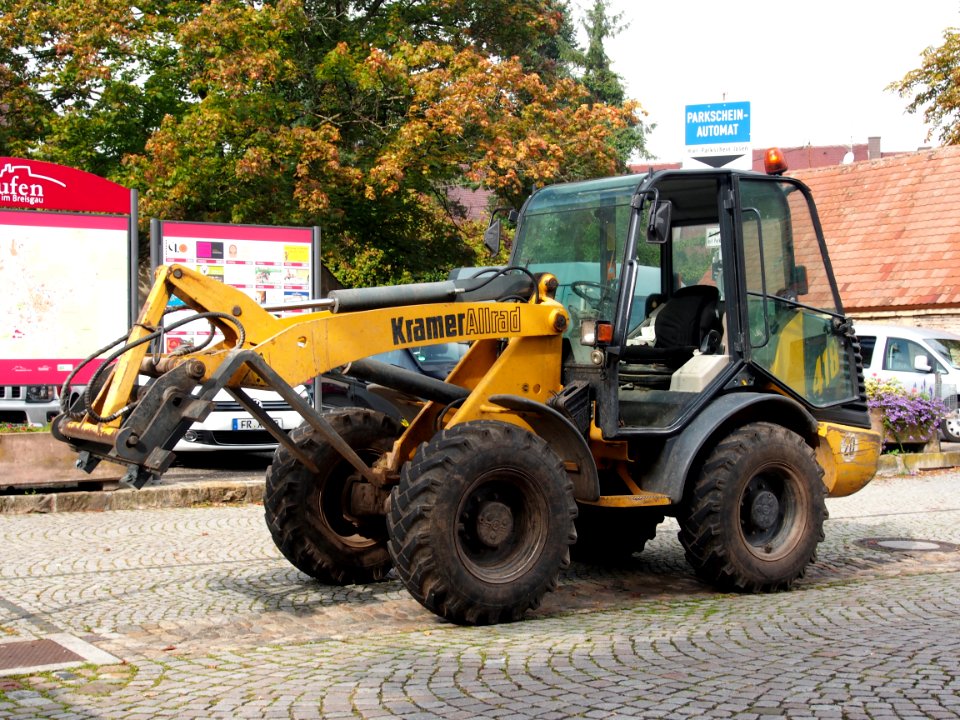 Kramer Allrad 418 pic1
