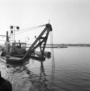Kreekafsluitingen, zandzuigers, biesbosch, Bestanddeelnr 168-0740