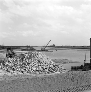 Kreekafsluitingen, aanvoerleidingen, graven, gat van lijnoorden n1, Bestanddeelnr 168-0833
