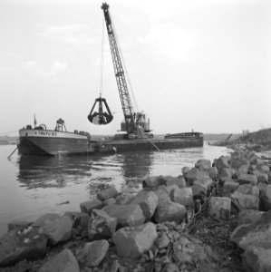 Kreekafsluitingen, zandcementsteen, afstorten, biesbosch, Bestanddeelnr 168-0778