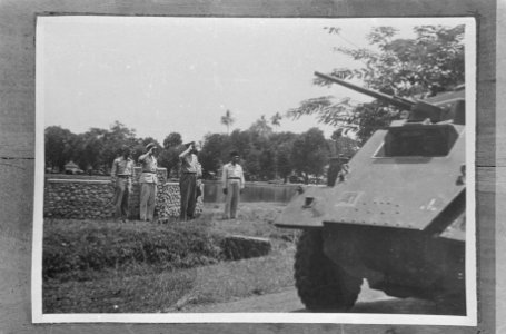 Krawang het reserve-eskadron Pantserwagens van het regiment Huzaren van Boreel , Bestanddeelnr 1628-2-3