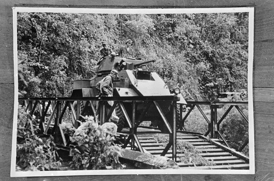 Krawang het reserve-eskadron Pantserwagens van het regiment Huzaren van Boreel , Bestanddeelnr 1628-1-5