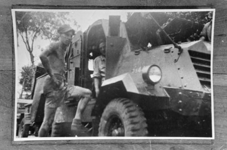 Krawang het reserve-eskadron Pantserwagens van het regiment Huzaren van Boreel , Bestanddeelnr 1628-10-1