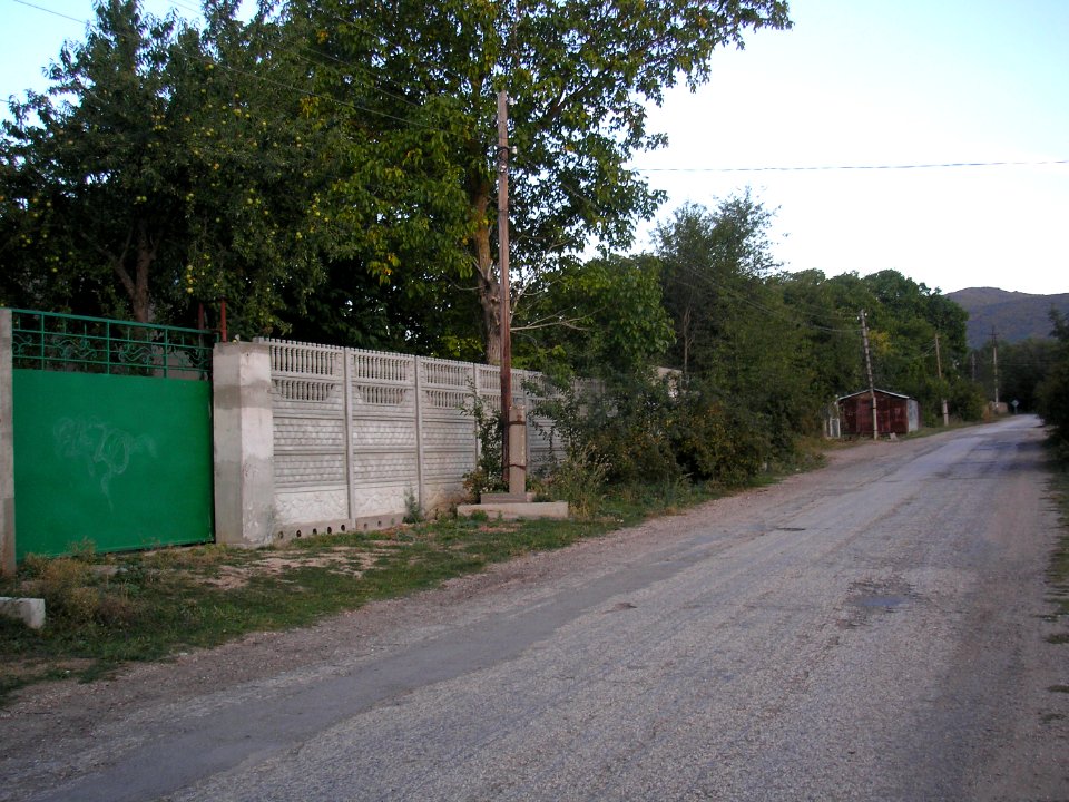 Krasnolesye 4