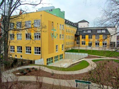KrankenhausNeu Maria Hilf mit Logo Weende1