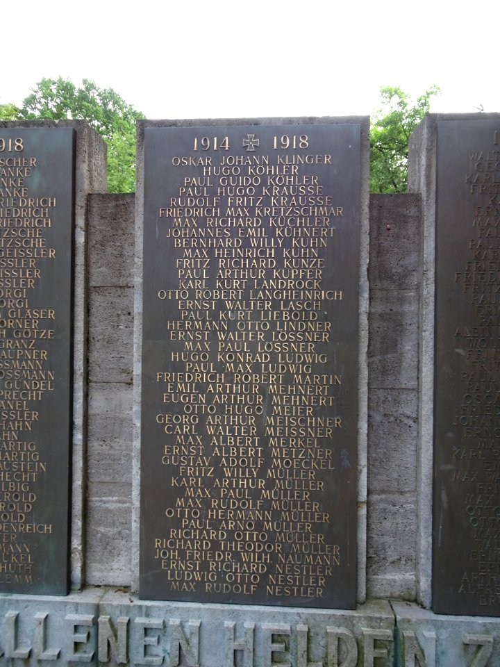 Kriegerdenkmal Chemnitz-Grüna (6)