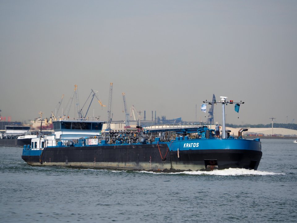 Kratos (ship, 2013) ENI 02335505, Port of Rotterdam pic2