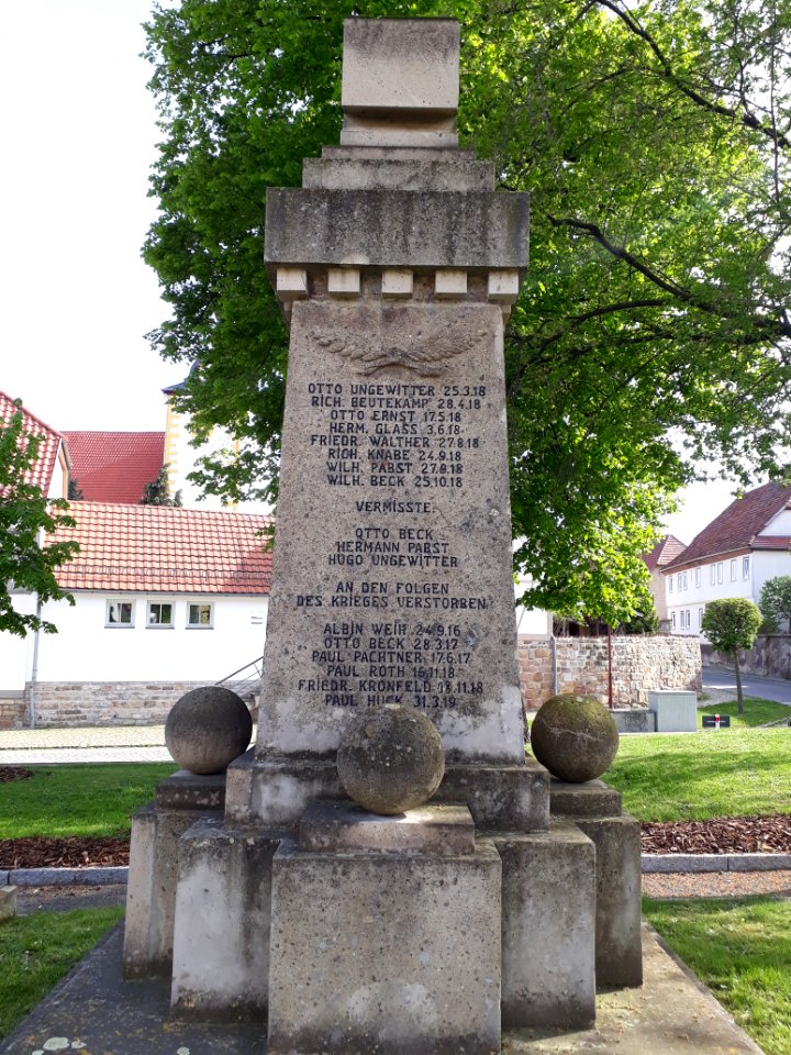 Kriegerdenkmal Mühlberg Drei Gleichen - 4