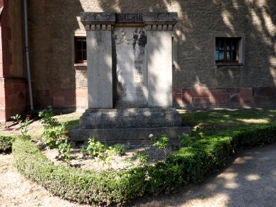 Kriegerdenkmal Lohma (Langenleuba-Niederhain) 1