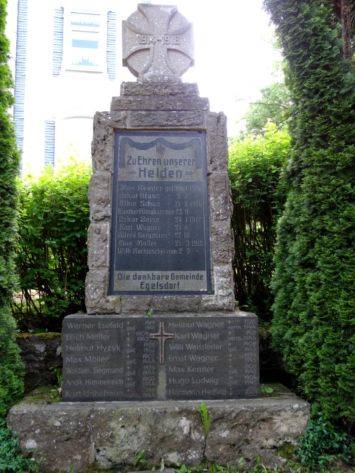 Kriegerdenkmal in Egelsdorf, Dröbischau